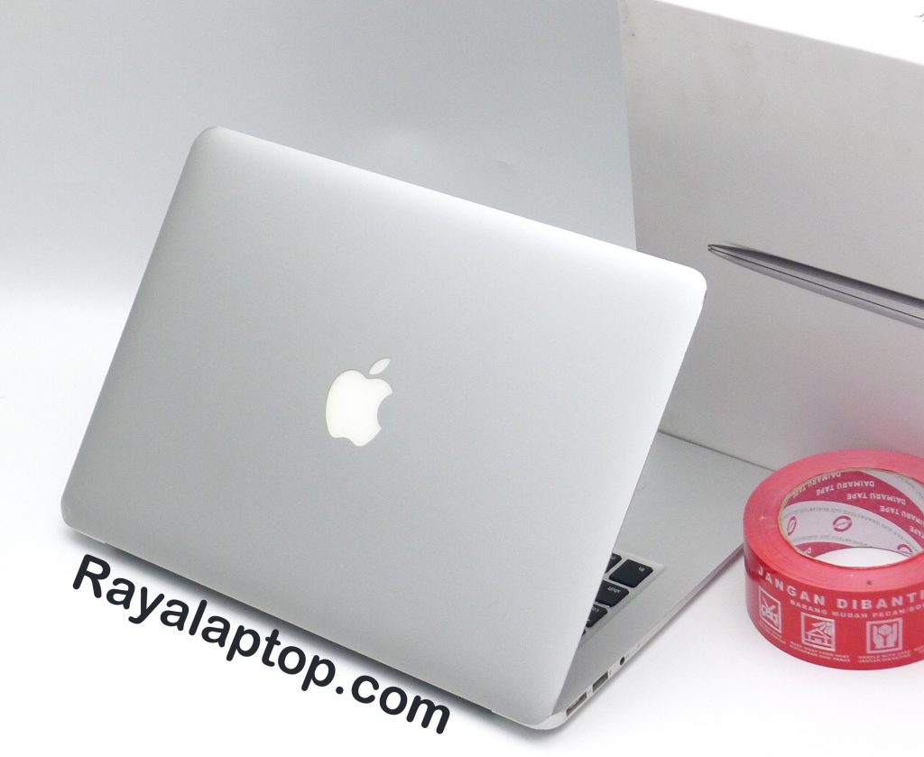 Apple Macbook Air Repair Service Specialist and Sparepart Macbook di Malang